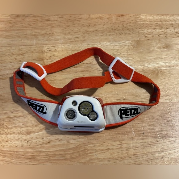 Petzl Reactik+ headlamp - Picture 2 of 6